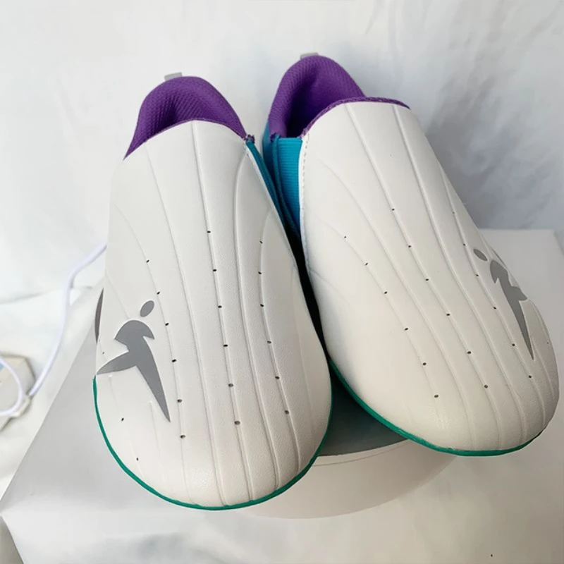 Professional Taekwondo Shoes Mens Womens Good Quality Couples Martial Arts Training Shoe Comfortable Competition Sport Shoes