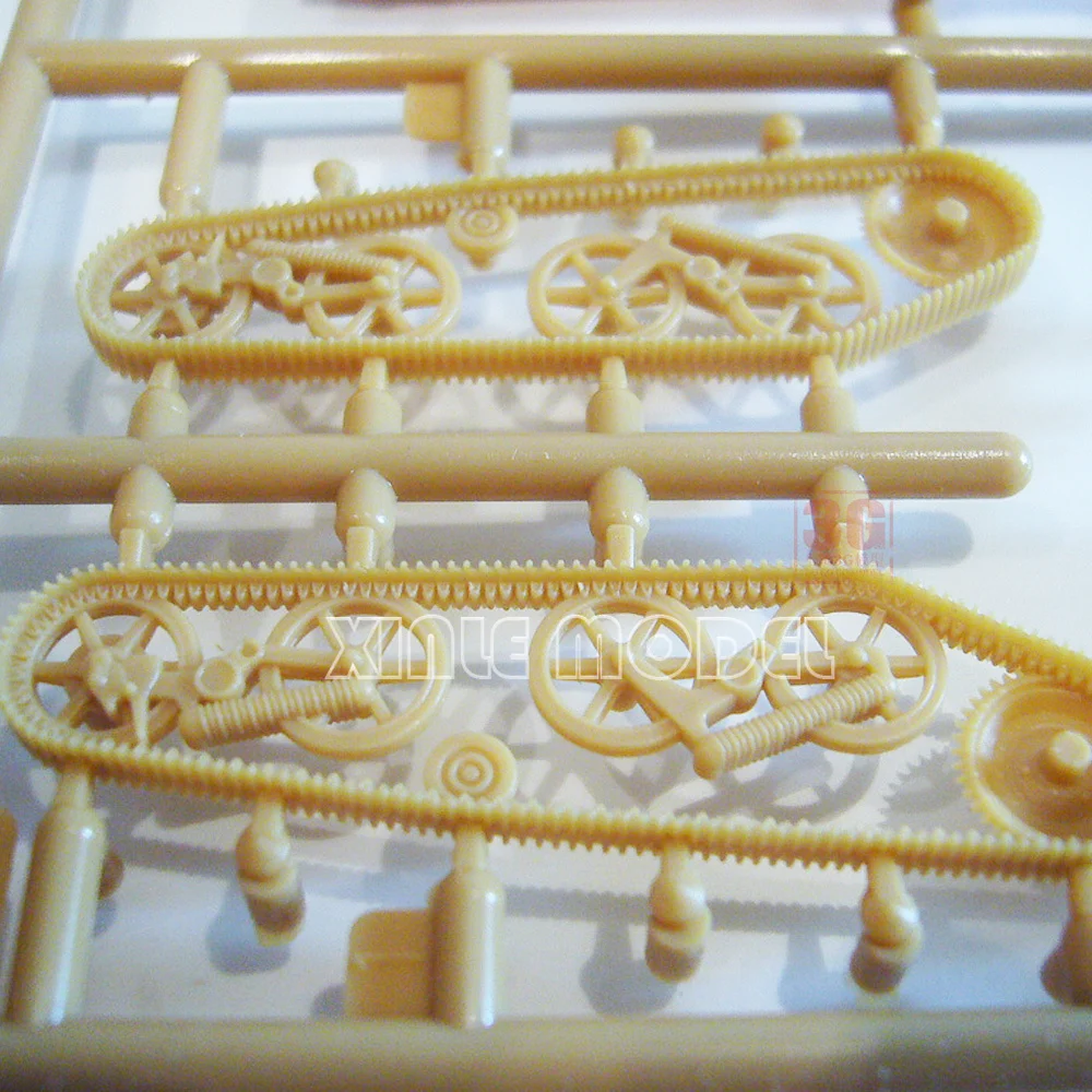 S-model Plastic geassembleerde tankmodelset PS720019 Lichte tank Mk.VI B 2 snelbouwpakketten per doos 1/72