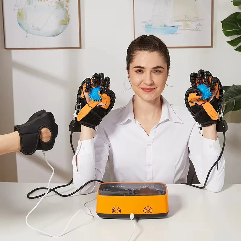 

Multifunctional Pneumatic Machine Gloves for Elderly Stroke Patients Five-Finger Training Exercise in Rehabilitation Therapy