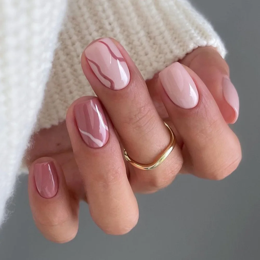 

24Pcs Short Square Fake Nail Pink Irregular Line Design Full Cover Nails Tips for Woman Detachable Finished Press on False Nails