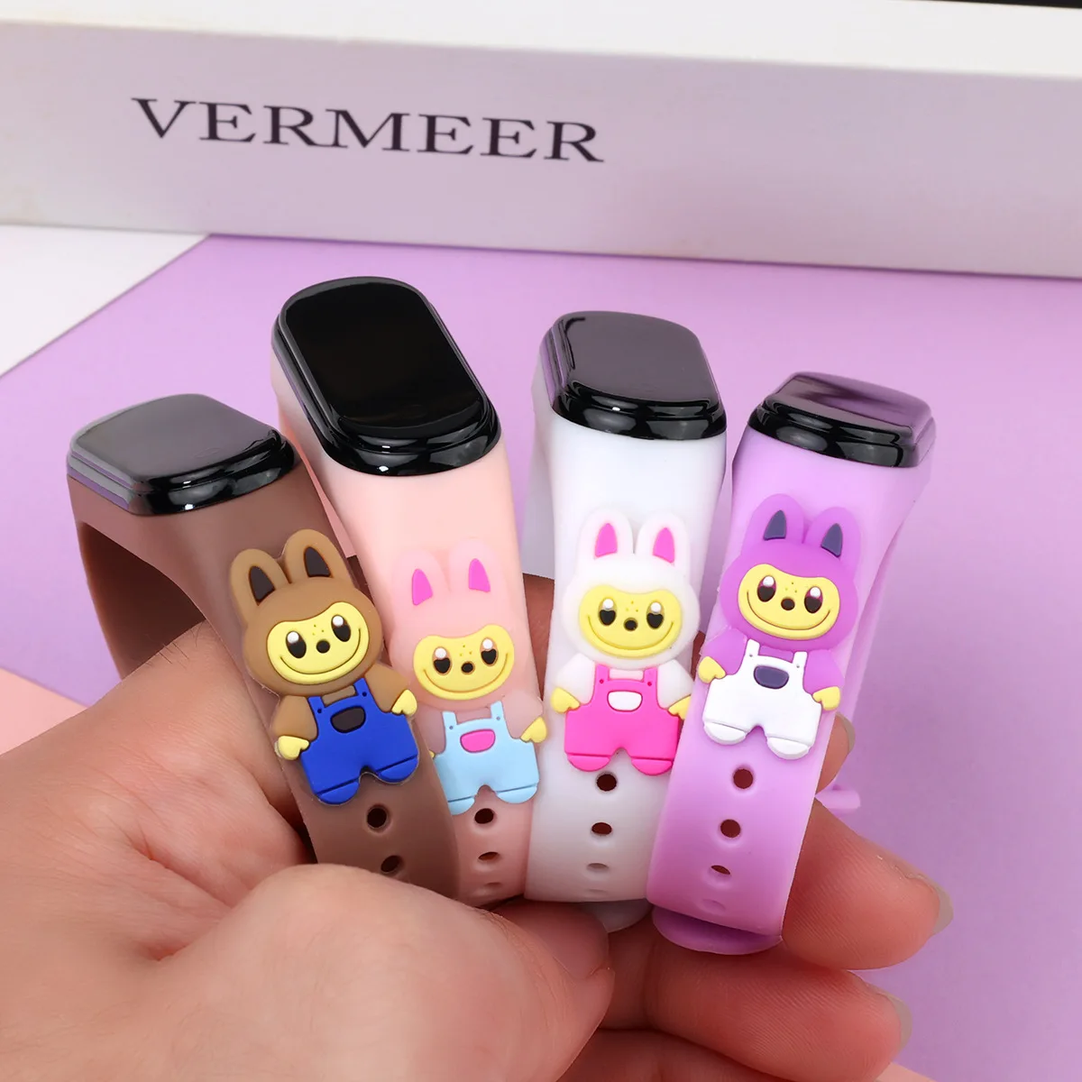 50pcs/lot جديد الكرتون ووتش LED طالب الاطفال الرياضة اللمس الساعات الإلكترونية الفتيات الطفل الفتيان وفتاة على مدار الساعة الهدايا