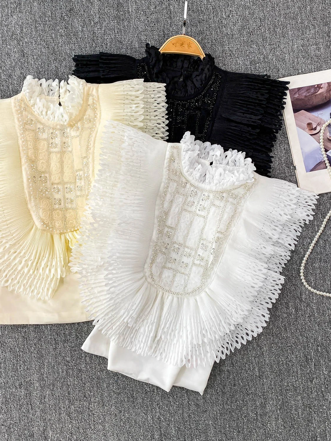   เสื้อผู้หญิงทรงสลิมสำหรับฤดูร้อน ปักลายวิจิตรแบบเกาหลี สไตล์ลำลอง สีพื้น
