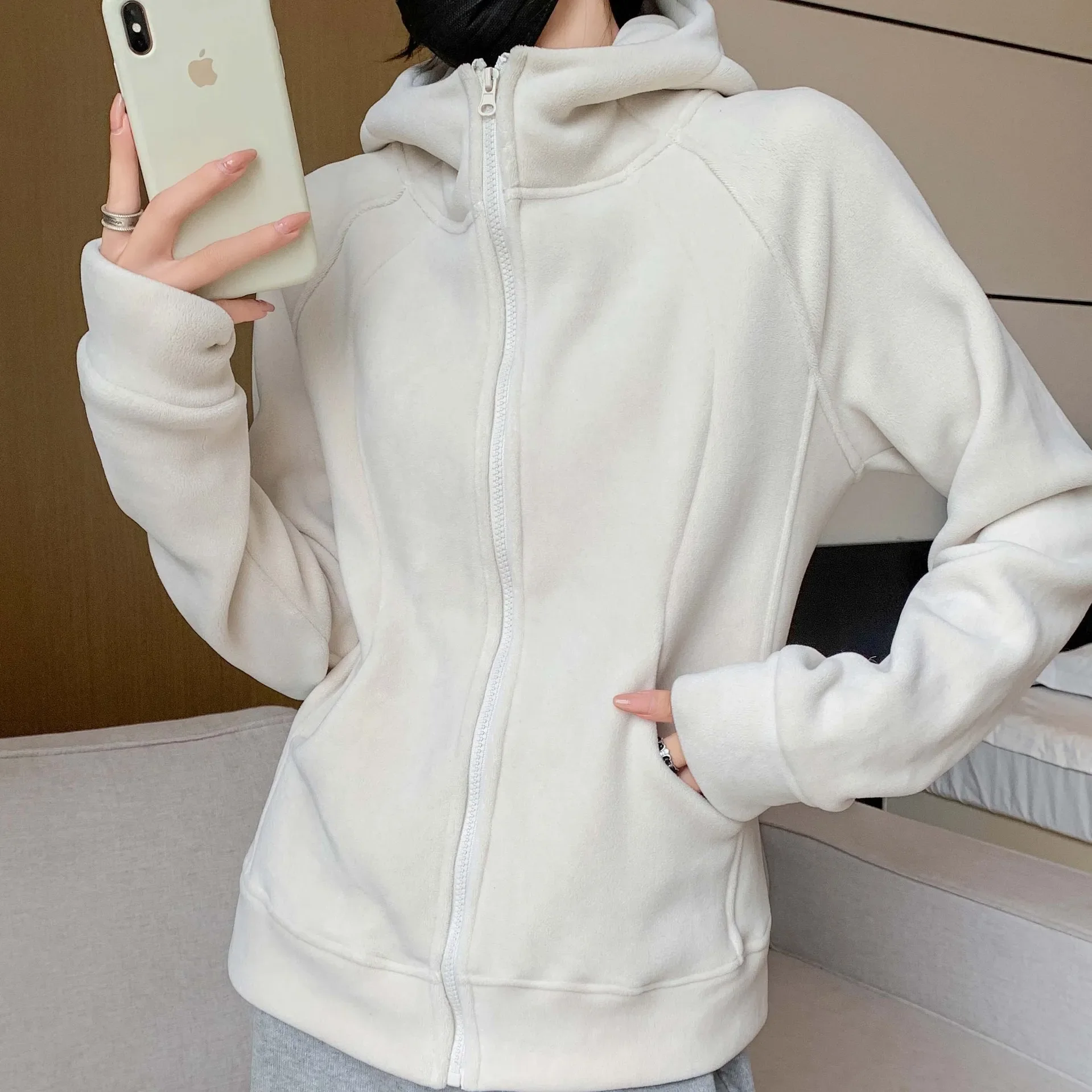 2024 Autumn and Winter Women's Hooded Zipper Sports Cardigan Jacket, Casual New Style, Outerwear Long Sleeved Sports Shirt