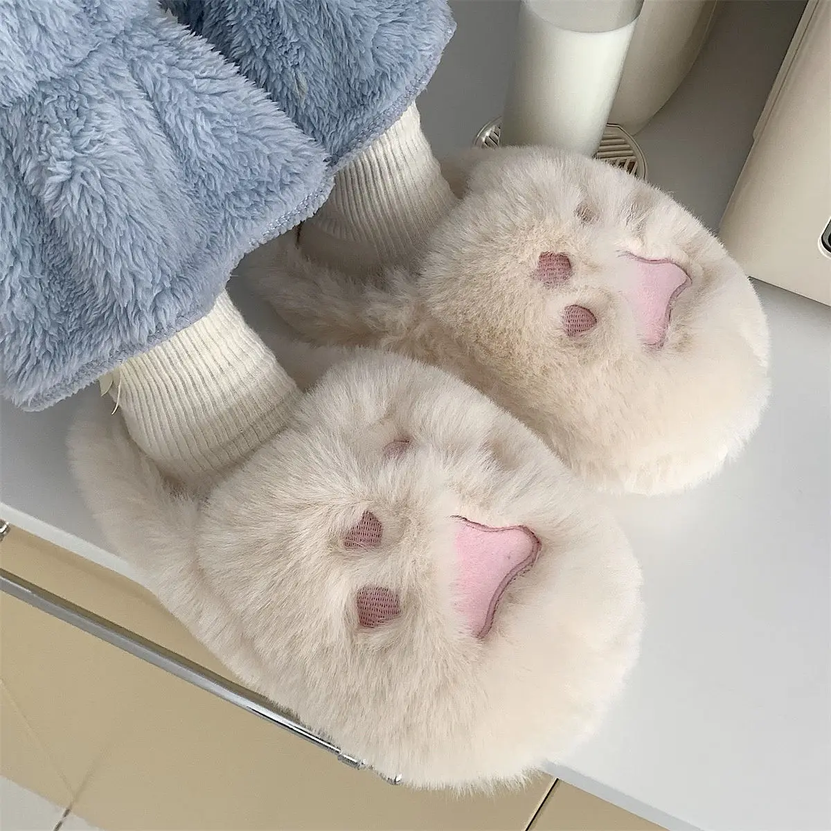 Women Indoor Furry Slippers Cute Cat Paw Winter Fluffy House Shoes Woman Home Floor Warm Cotton Slides Anti-slip Fur Footwear