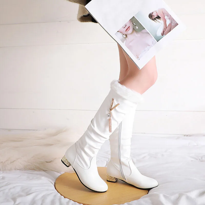 Winter Women Boots White Faux Fur Knee High Boots Rhinestone Round Toe Long Boots Low Heels Botas Mujer Warm Women Shoes WSH4934