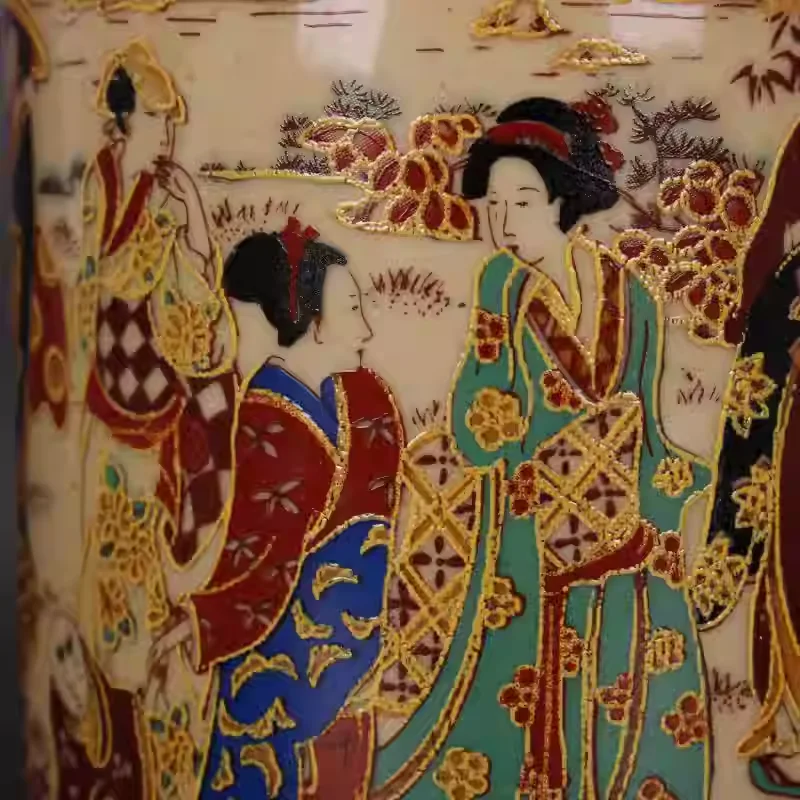 Handmade Jingdezhen Qianlong Brush Pot Maid Pattern Retro Porcelain Antique Ornament