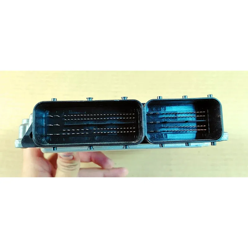 لوحدة التحكم في المحرك E87 E90 120i 320i N46 ECU 0261208582   دي إم إي 7552176   01