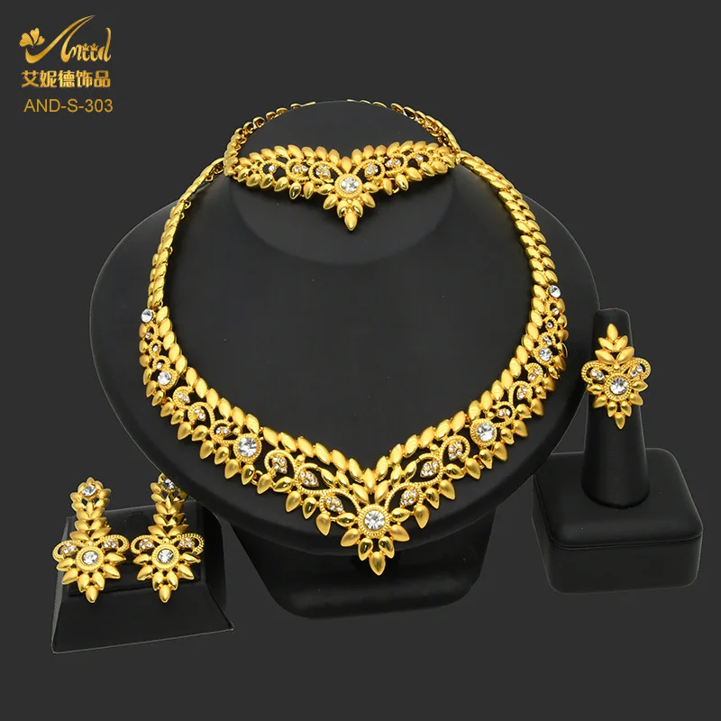 

Women Irregular Diamond-Studded 4-Piece Set Wedding 24K Gold AU999 - Bridal set, unique irregular diamonds, AU999 guarantee