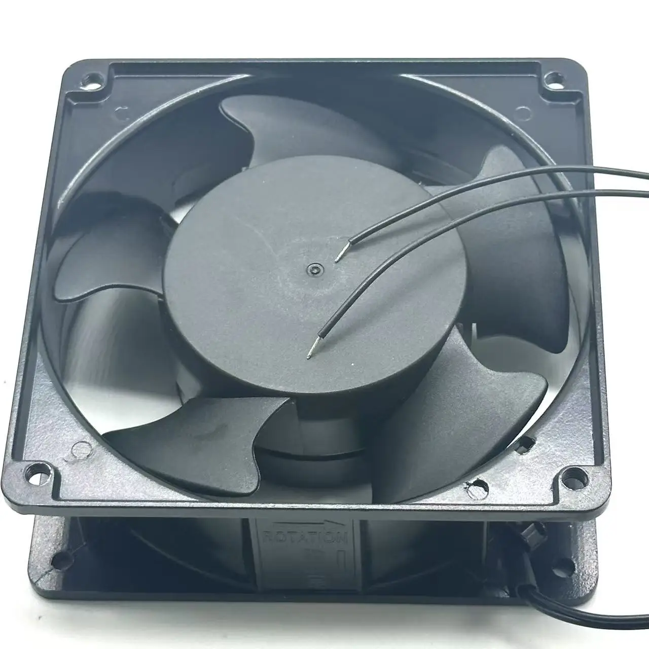 

12038B2H AC 220 В 0,12 А 120x120x38 мм 2-проводной охлаждающий вентилятор для сервера