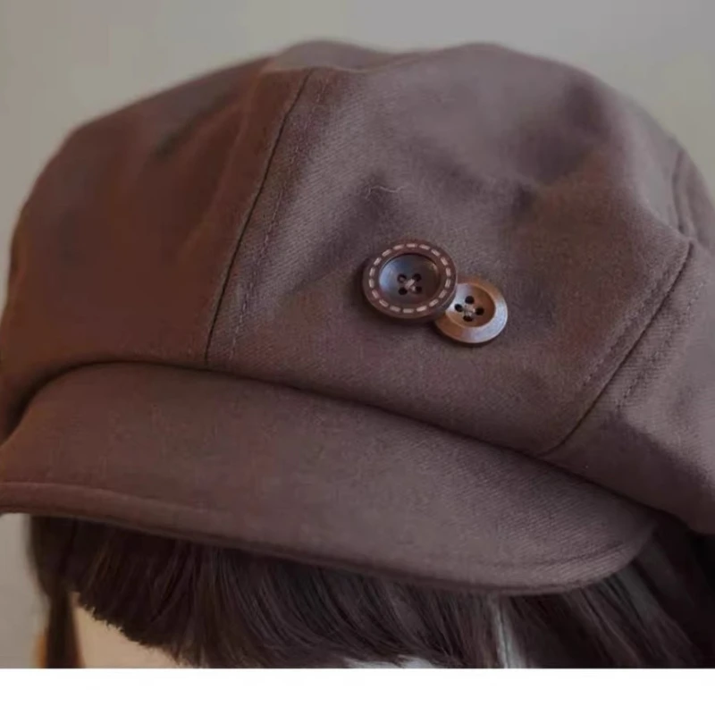 Koreanische und japanische handgefertigte Wolkenmütze & Baskenmütze, Herbst-Winter-Gesichtsformungsmütze in warmem braunem Mallard-Farbton, niedlicher Retro-Stil – Detail 8