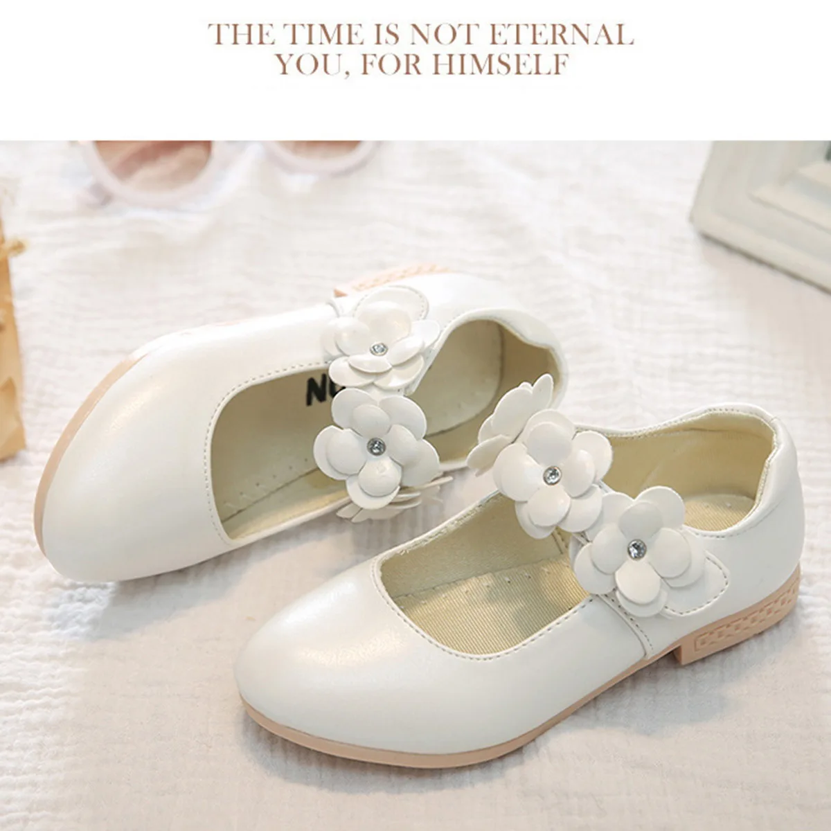 

1 Pair Children Sole Shoes Fashion Flower Shoes Kids Adorable Shoes Shoes (White, Size 35, EU34, , .5)