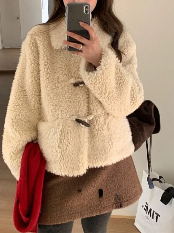 Cute Short Coat Korean Style Winter Jacket for Women Sheepskin Collar Button up Cotton Outerwear Youthful Appearance