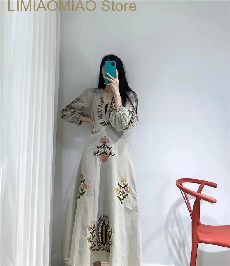 

New positioning heavy industry embroidery craft V-neck long dress Bohemian holiday style