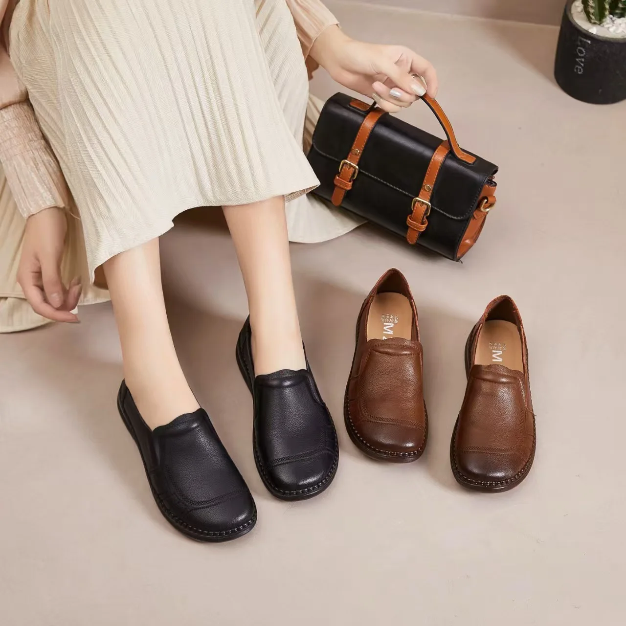 

Genuine Leather Casual Shoes for Women Solid Color Fashion Casual Shoes Ladies Spring Autumn New Designer Flats Woman