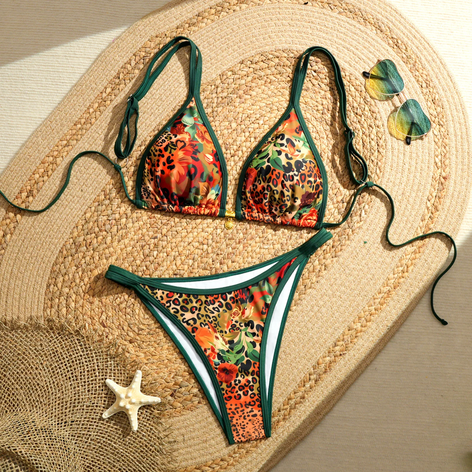 

Printed Bathing Suit Women bikini set Neck-mounted Halter Beachwear Pearls Decor Sexy Thongs biquini Summer 2025 Split Swimsuit