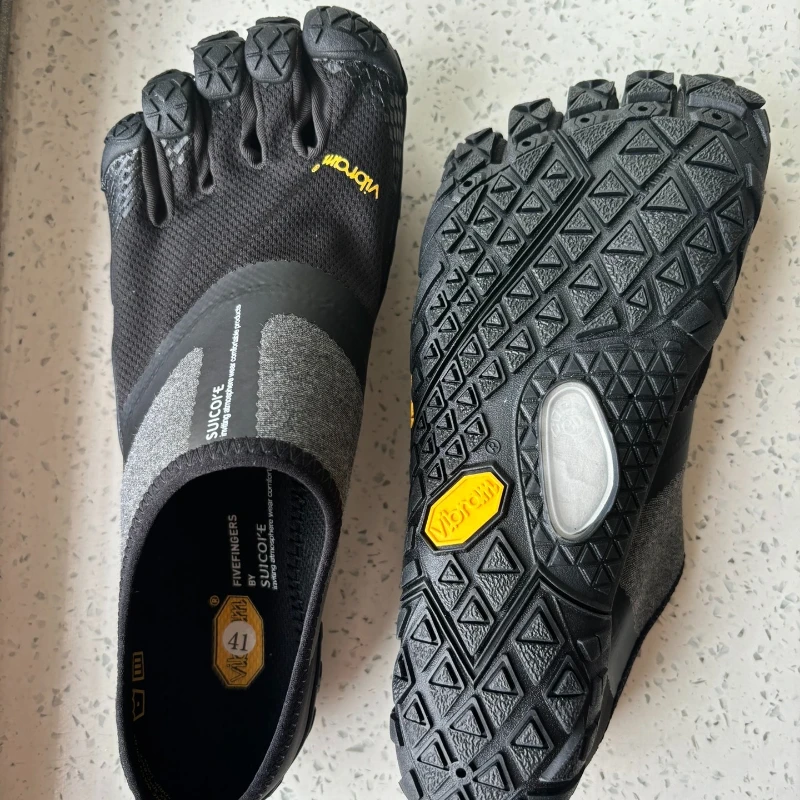 

Breathable Outdoor Hiking Cross-Country Hiking Shoes Indoor Training Five Finger Shoes with Quick Dry Mesh Comfortable Fit