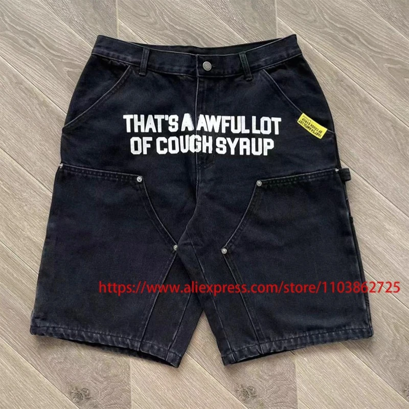 

Джинсовые шорты THAT'S A AWFUL LOT OF COUGH SYRUP, модные повседневные шорты с заклепками и буквенным принтом в стиле ретро, черный кашельный сироп