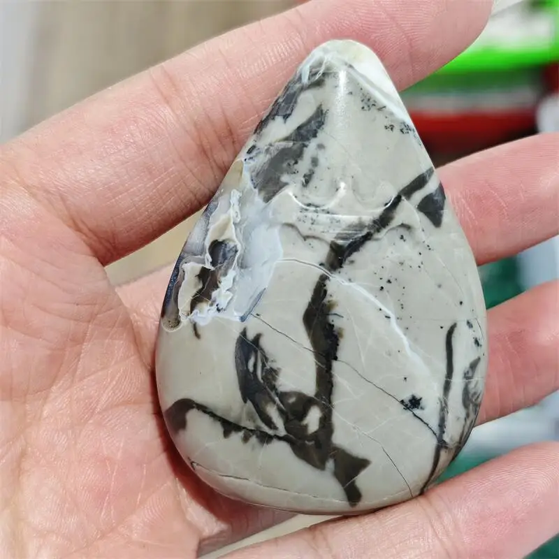 Natural Jade Bat Teardrop Carving Healing Reiki Figurine Crystal Carving Statue Crafts Home Decorat Gift 1PCS