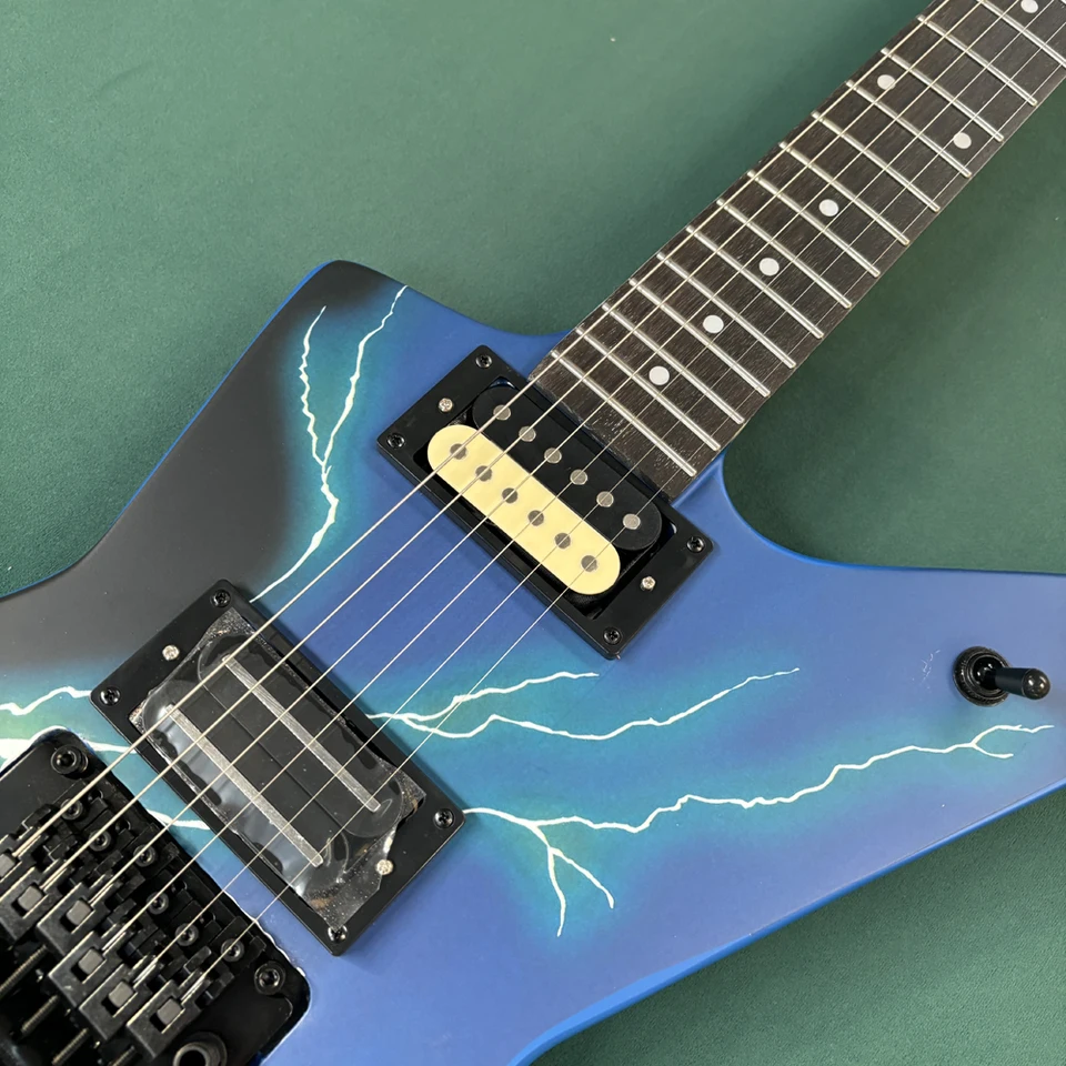 Blue Lightning 6-string electric guitar, rosewood fingerboard