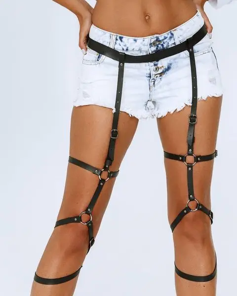 Sexy Leather BDSM Harness Set donna Body Bondage Lingerie Gothic reggicalze Fashion pettorina coscia giarrettiera Festival vestiti
