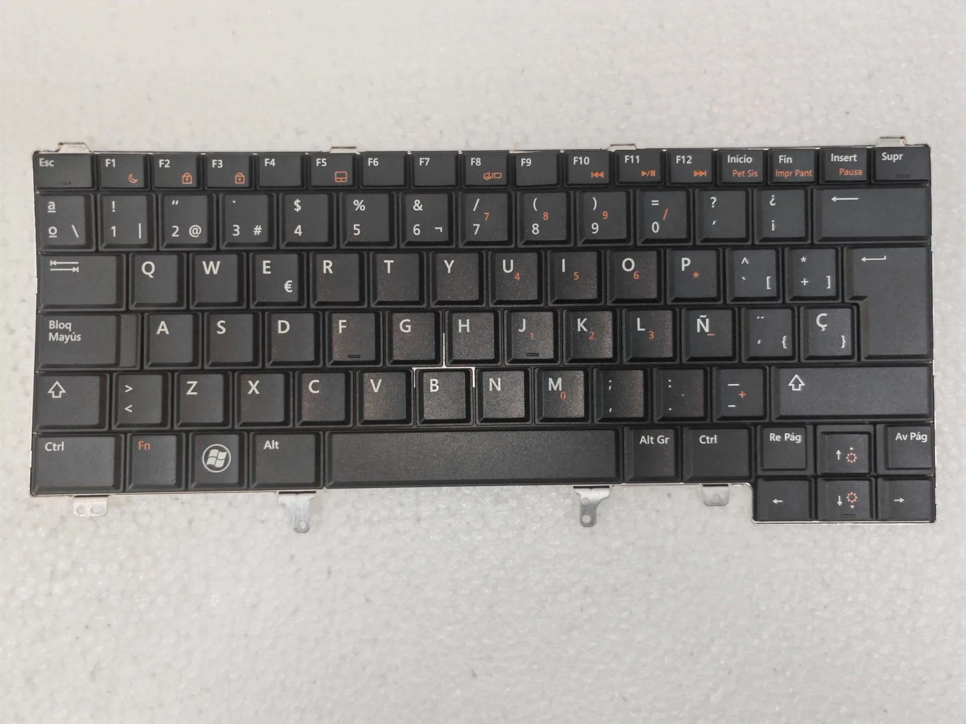 

Испанская клавиатура без подсветки для DELL E6420 E5420 E5430 E6220 E6320 E6330 E6430 E6440 E6230 P38G P25G P15G P16G