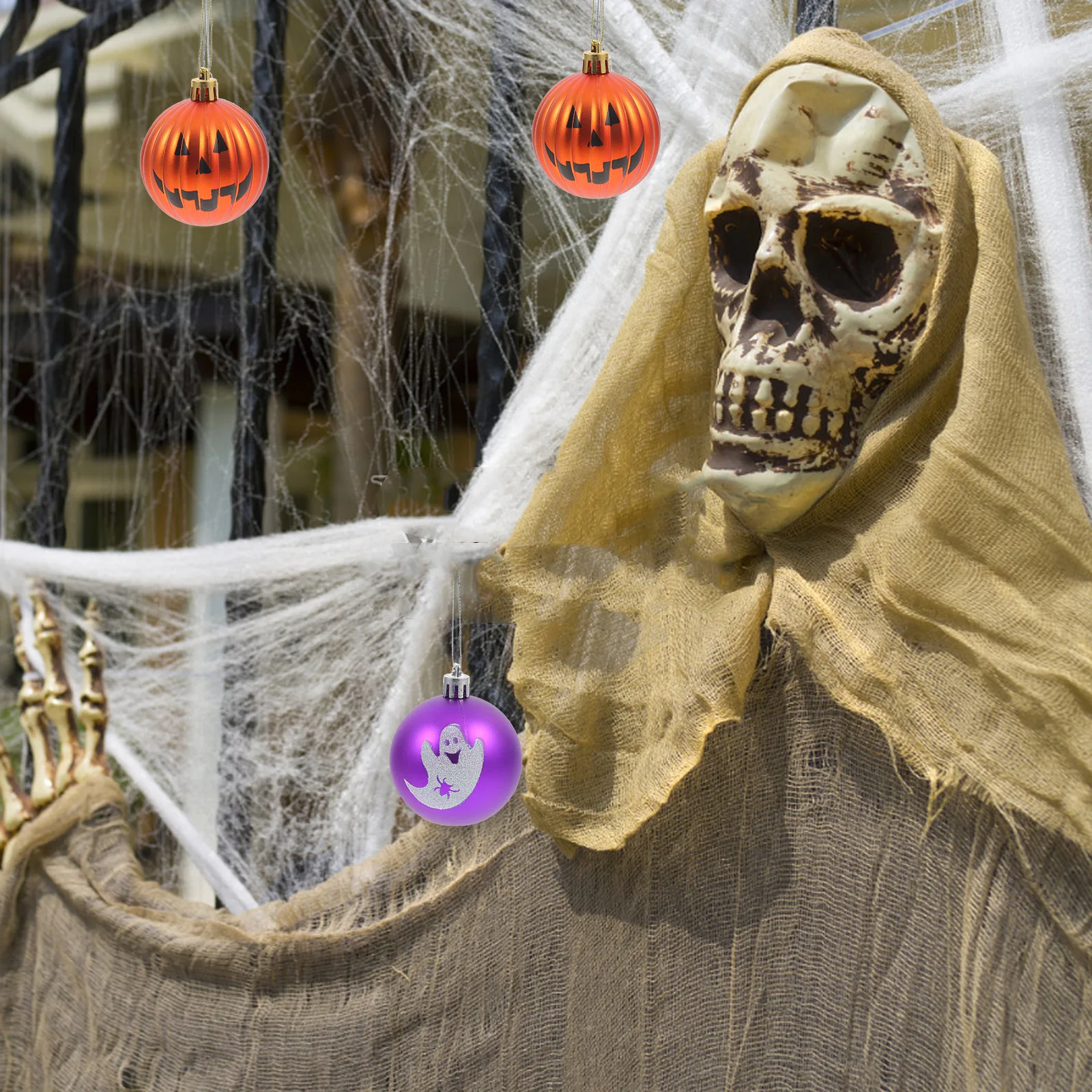 

6pcs White Ghost Hanging Ornaments For Halloween Party Decoration Spooky Plastic Balls Pendants Festival Haunted