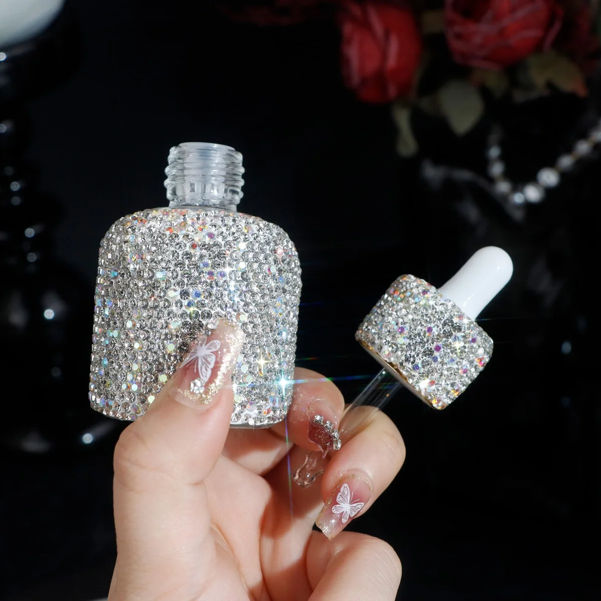 

Яркие инкрустированные стразами 30 мл суб-розлив, портативные банки для дорожных средств по уходу за кожей, легкие роскошные креативные духи