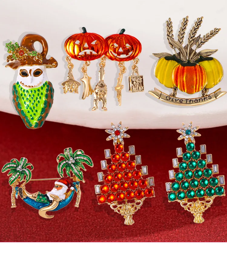 

New Christmas series brooch Halloween pumpkin car Christmas tree Santa Claus brooch accessory chest flower