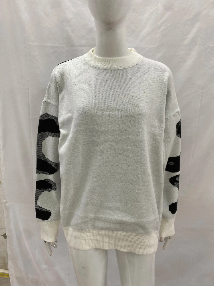 

Hooded Knitted Sweater American Lazy Style Versatile Sweater Commuter Clothing for Men and Women Loose and Slim Look