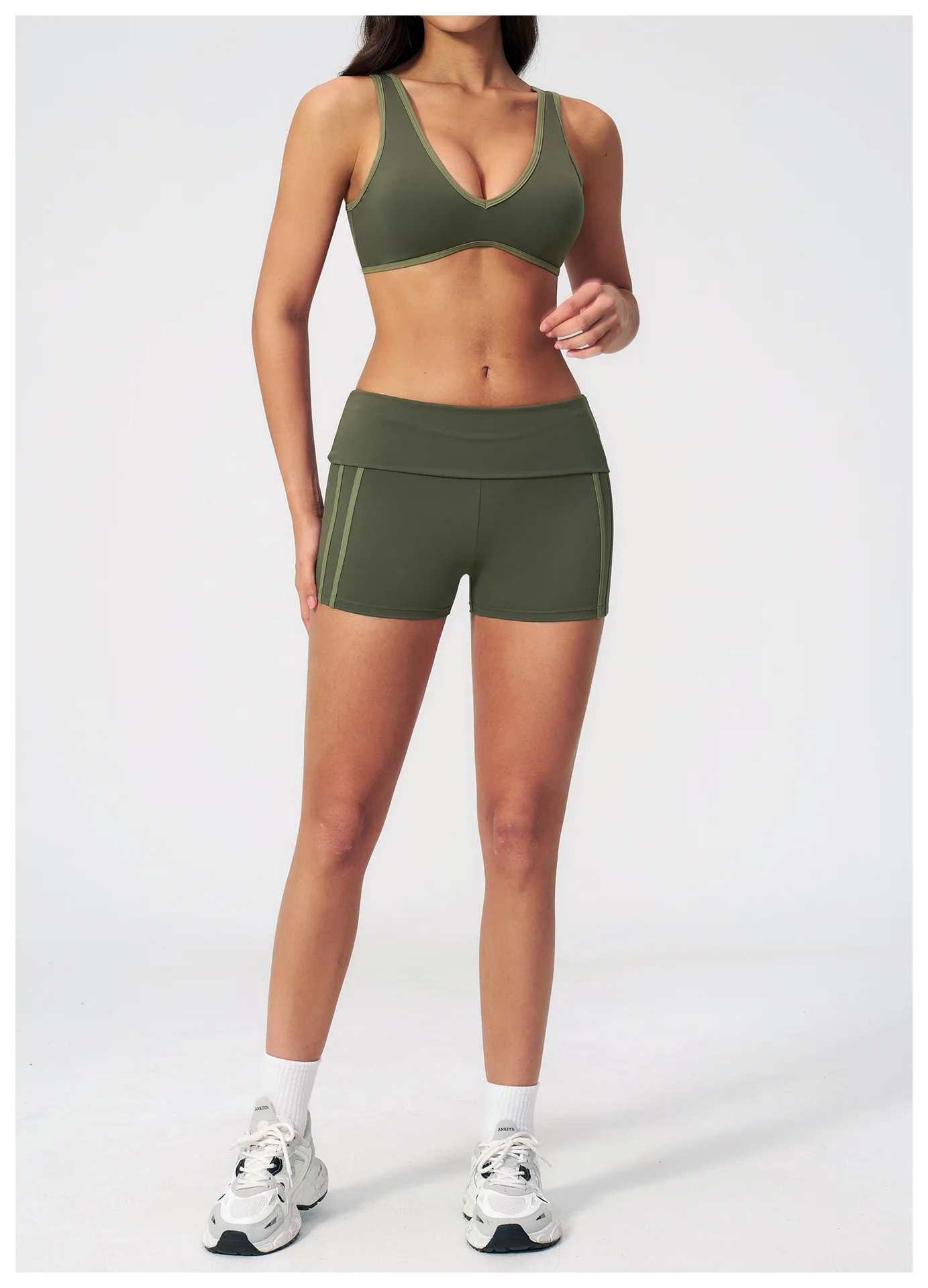 Size chart and fit details