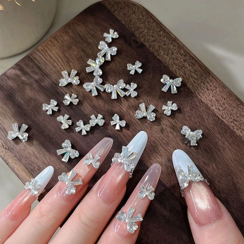 5pcs Sparkling Bow Tie Nail Jewelry Trapezoidal Diamond Splicing Finished Product Alloy Bow Tie Nail Drill Decoration