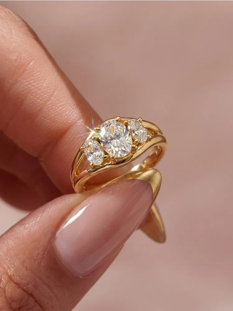Ring aus 925er Sterlingsilber mit goldfarbenem Design, eiförmigem Zirkon, für Damen, Verlobung, Hochzeit, luxuriöser, hochwertiger, edler Schmuck – Detail 3