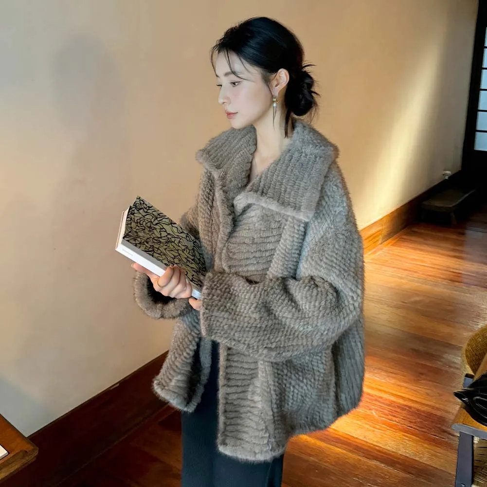 

2025 New Women's Luxury Real Mink Fur Coat 100% Natural Mink Fur Real Outerwear