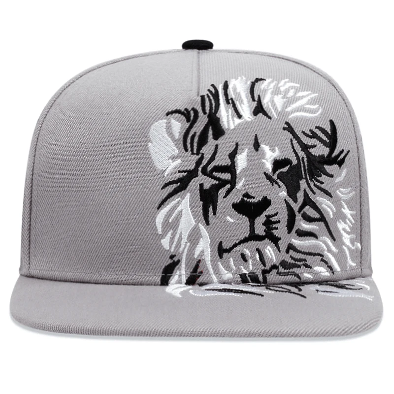 2025 New Fashion Lion Embroidered Flat brimmed Hat Men's Casual Hip Hop Hat Women's Outdoor Sports Decorative Hat Sunshade Hat