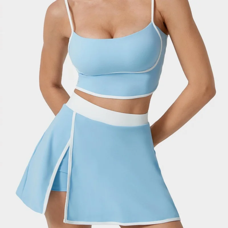 

Prevent Peeking: Women's Tennis, Badminton and Ball Sports Apparel - Color-Blocking Sports Bra and Short Set for Yoga, Dance