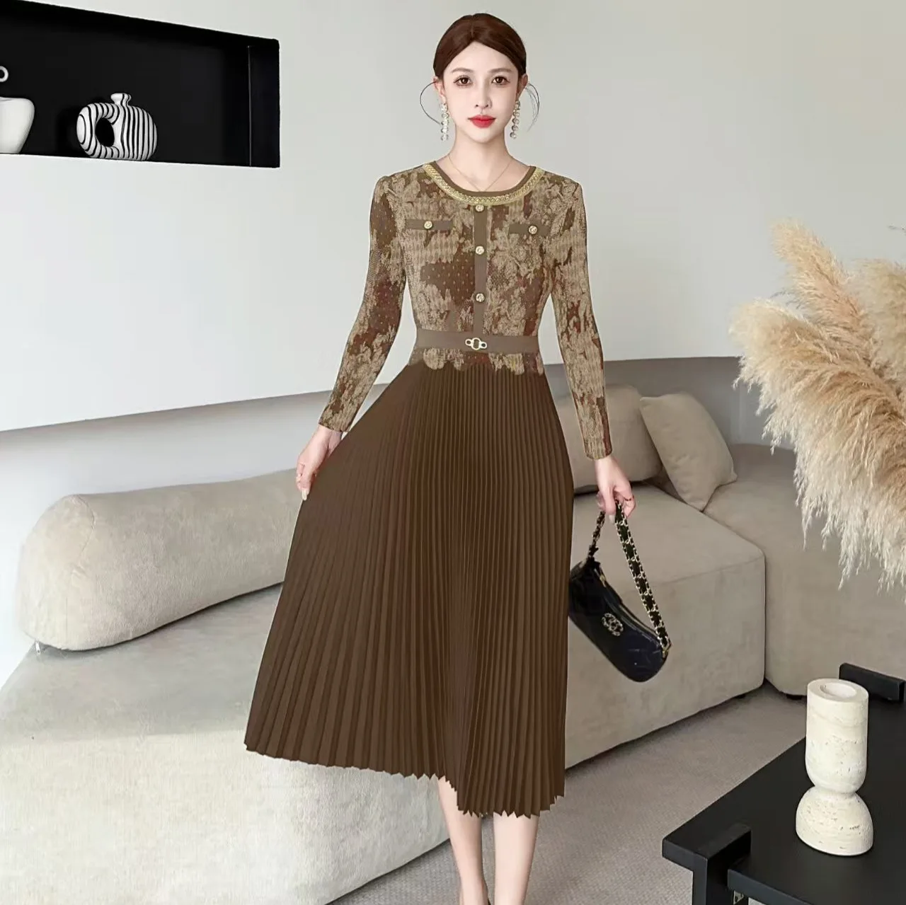 

Miyake Pleated Plus Size Dress Women 2025 Autumn New Fashion Printed Versatile Age-reducing Slim Pleated Long Skirt