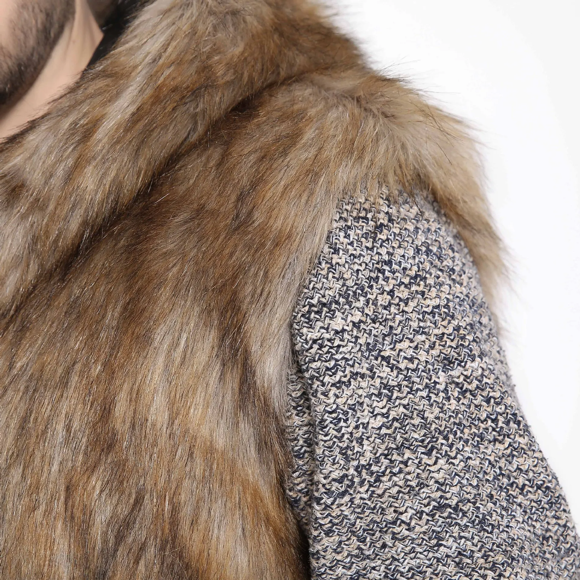 Faux Fur Men Vest Coats Hooded Sleeveless Short Coat Thick Y2k Streetwear Jackets Open Stitch Outerwear 2025 Autumn Winter