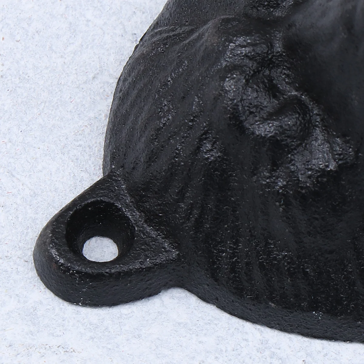 

Cast Iron Bear Head Wall Mounted Bottle Opener Heavy Duty for Beer Soda Vintage Style Black Bottle Opener