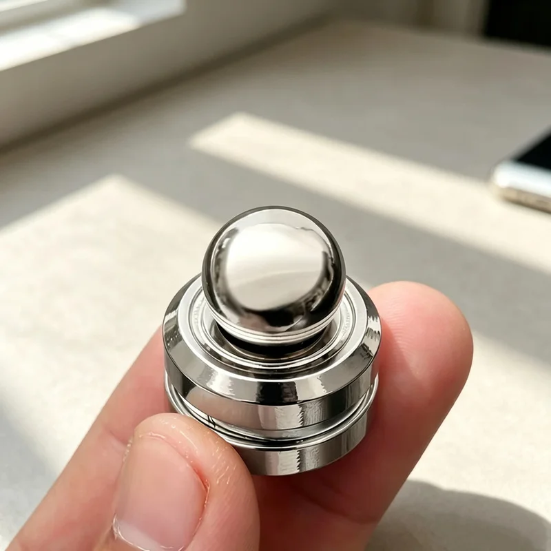 New Creative Satellite Yo-Yo Magnet Gyro Yo-Yo Fingertip Toy Finger Decompression Gyro Gift Holiday Souvenir Decompression Toy