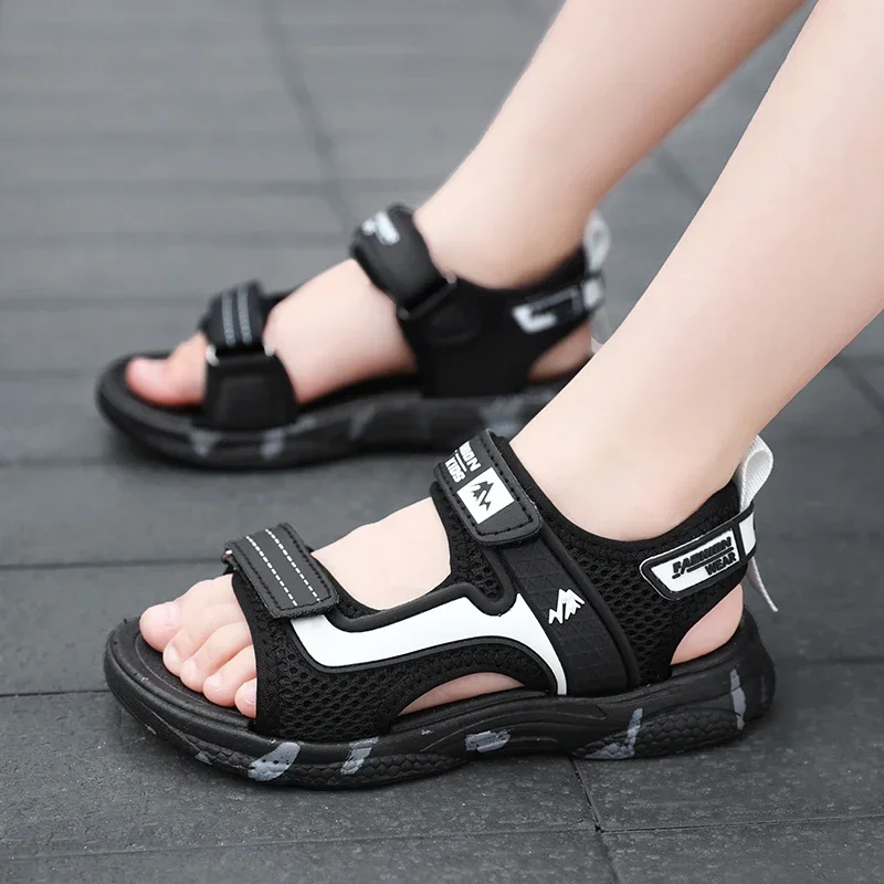 2024 Casual Beach Water Children Shoes New Kids Summer Sandals Fashion Boys Sandals Soft Sole Lightweight Comfortable Sneakers