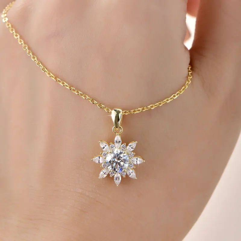 Thumbnail 3 - #11 Trending Moissanite Pendant Necklaces Right Now