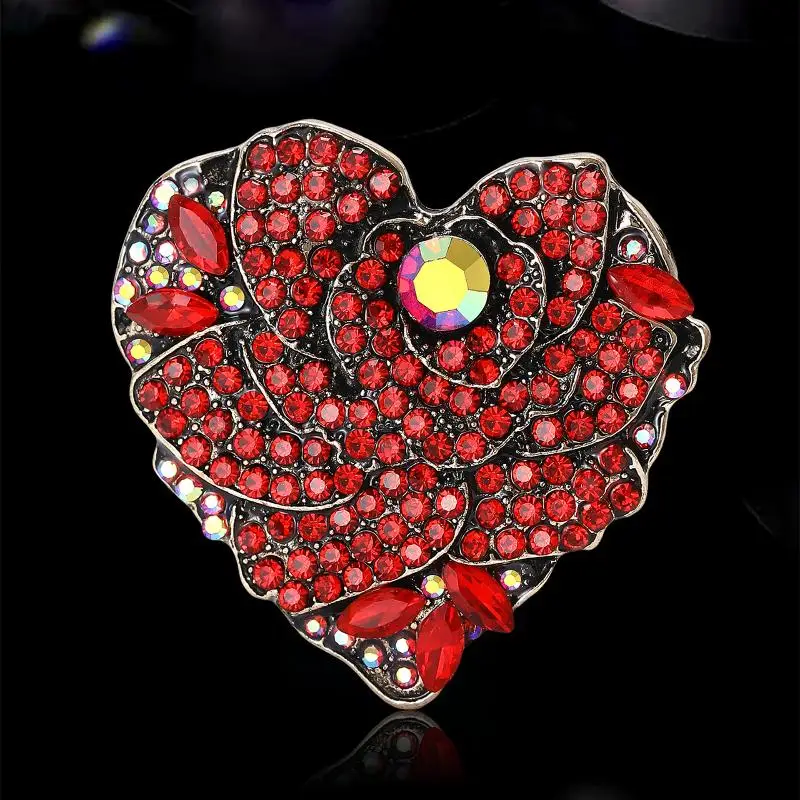 Fashion Rhinestone Red Shinning Heart Brooches For Women Clothing Coat Banquet Party Accessories Gifts
