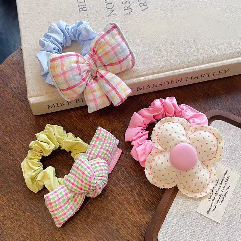 Thumbnail 2 - #34 Cheap Scrunchie Hair Ties Worth Buying