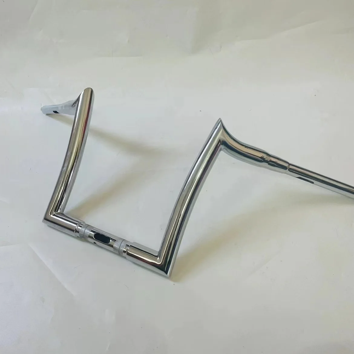 Suitable for Harley Motorcycle Road Gliding Double Light Gliding Modified Handlebar 1.5 Inch Thickened Horn Handlebar Horn High