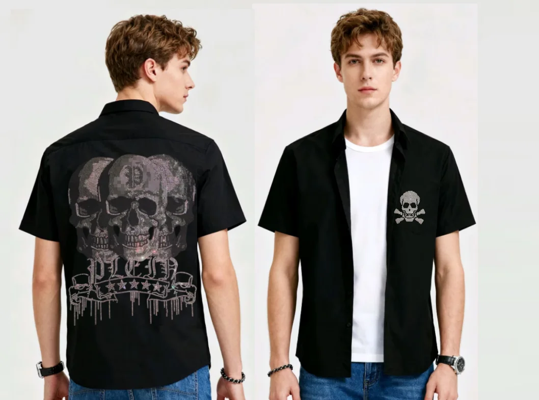 

Мужская рубашка приталенного кроя с короткими рукавами и геометрическим узором черепа и блестящей поверхностью в сетку со стразами отлично подходит для летних клубных праздников и