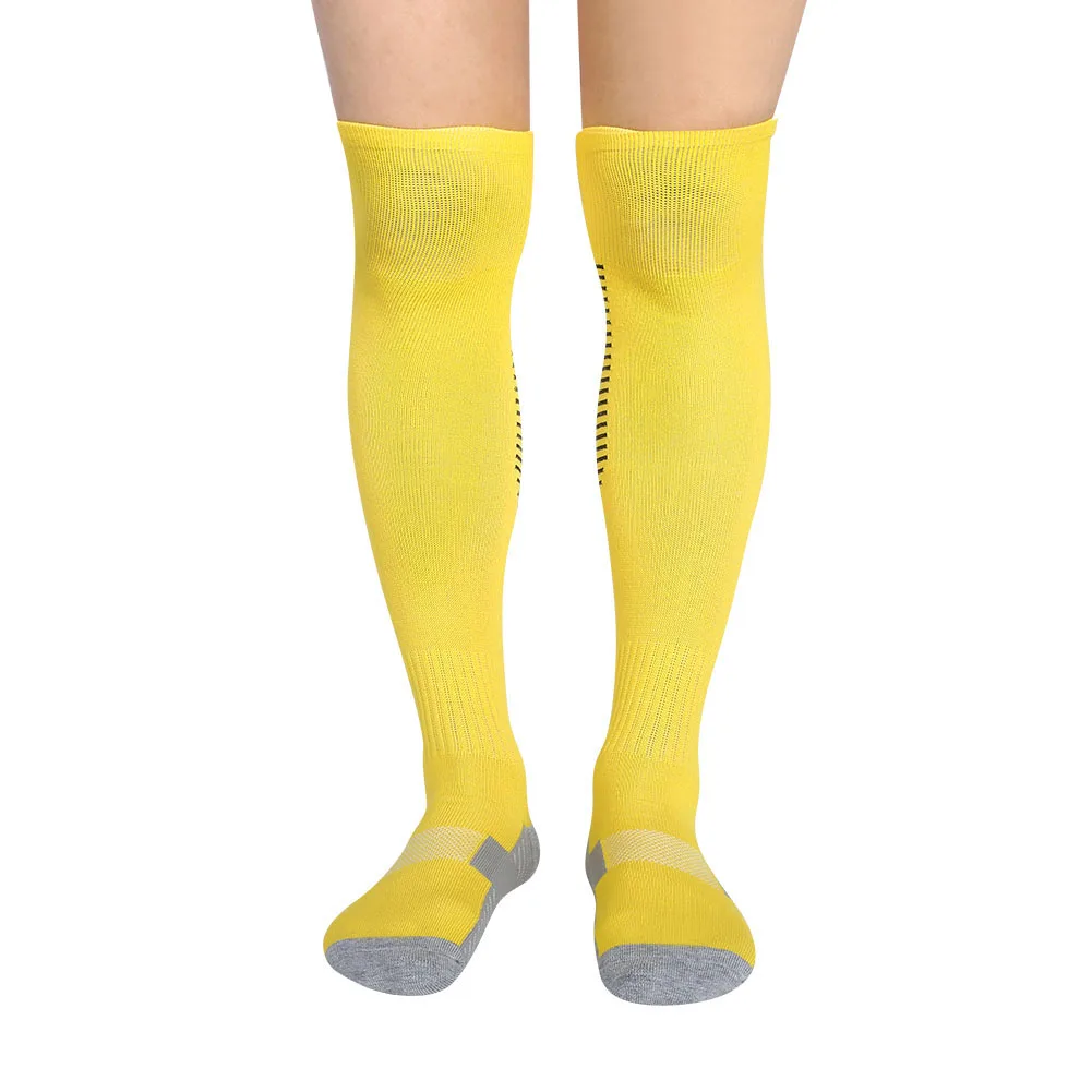 1 زوج مجموعة الرجال كرة القدم كرة القدم الرياضة الركبة عالية المضادة للانزلاق سميكة جوارب أنبوبية أصفر أسود المشارب البوليستر النايلون دنة حجم واحد