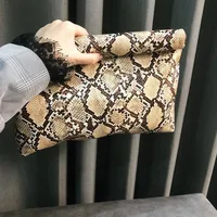 Snake Pattern Women Clutch bag soft pu leather Lady evening bags Trend party girl Envelope Bag Fashion Printing Clutches purse - Image 4