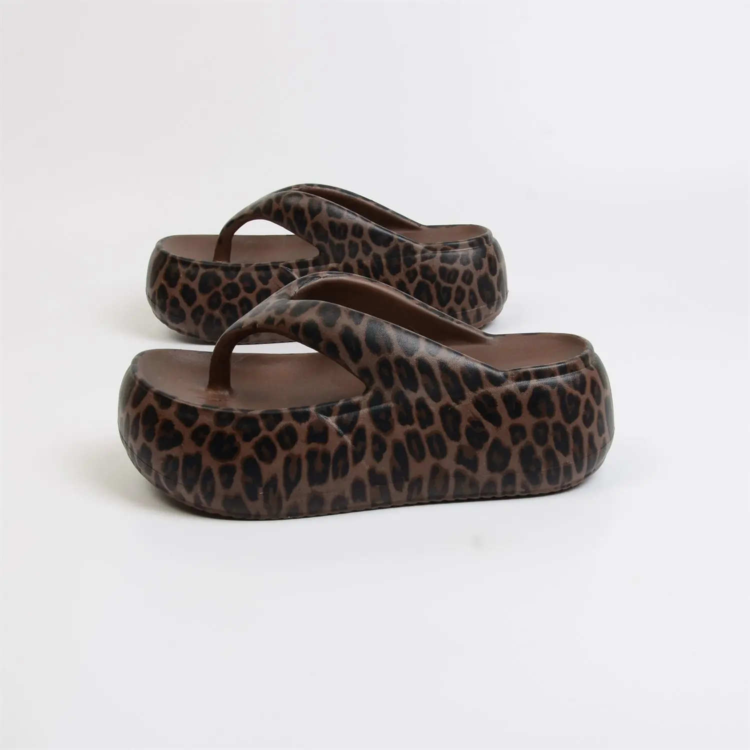 Retro Street Leopard Print Flip Flops Woman Thick Sole EVA Lightweight Height-Increasing Platform Slides Female Outdoor Slippers view 4