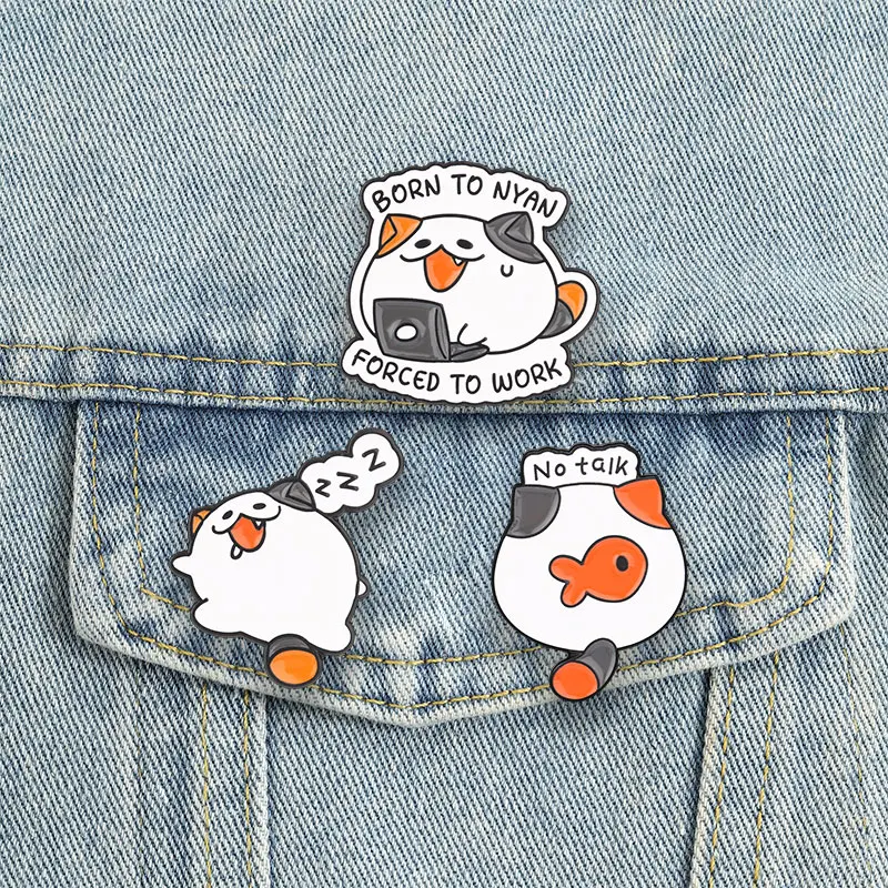 2-4pcs/set Chubby Cat Enamel Pins Mushroom Hat Floral Kitten Paw Brooch Watermelon Butterfly Lapel Badges Cartoon Animal Jewelry