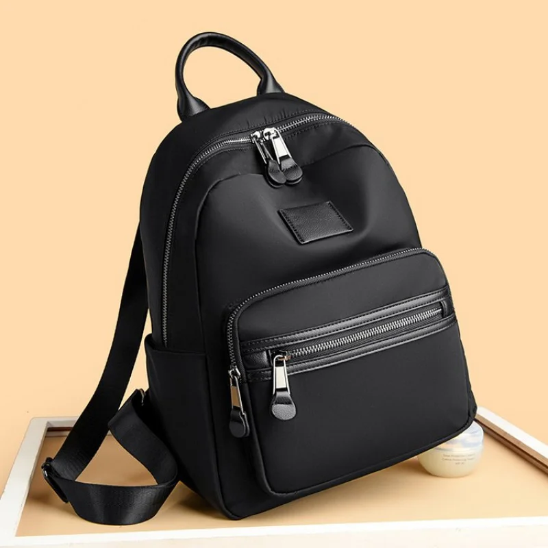 

Unique Tote Handbag For Women With Minimalist Logo And Vintage Style Elegant Leather Large Capacity